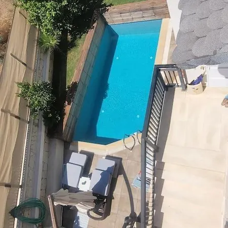 Villa Center With Pool Leylacanhouse *