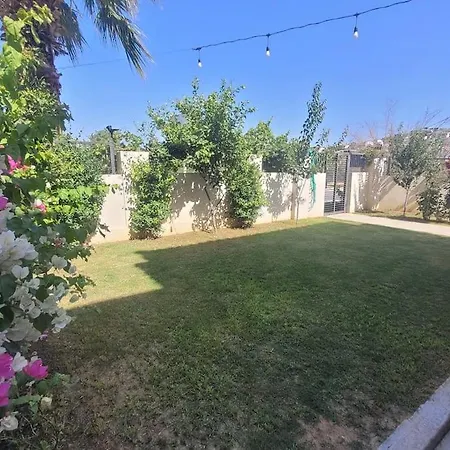 Center With Pool Leylacanhouse Villa Cesme